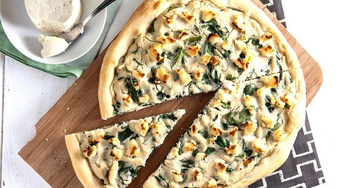 Чесночная пицца