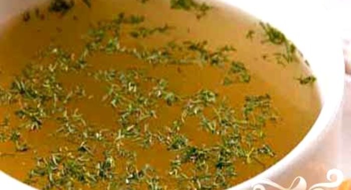 Бульон мясной с пирожками