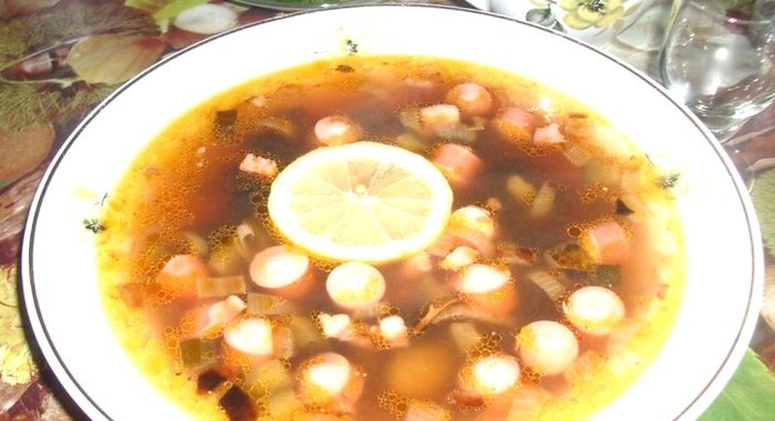 Солянка мясная с оливками