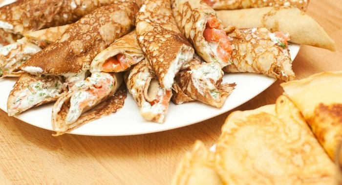 Рулетики с семгой и нежным сыром