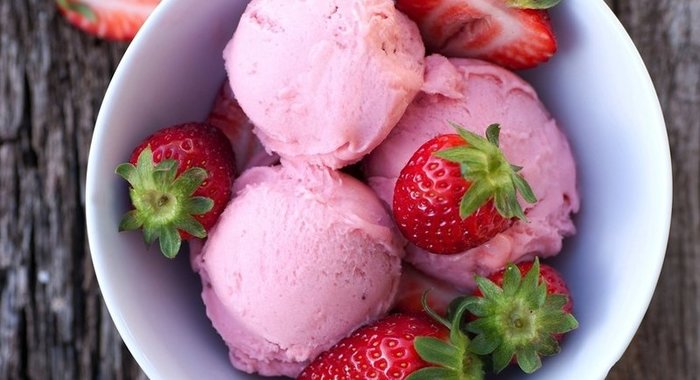 Как приготовить мороженое дома: секреты и рецепты