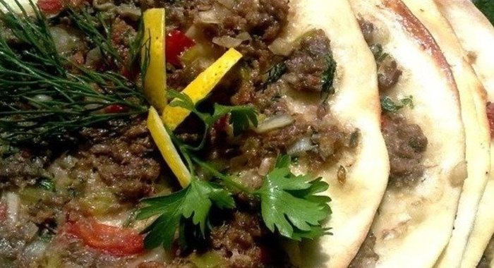 Турецкие лепешки «Лахмаджун»