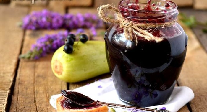 Кабачковый джем со смородиной