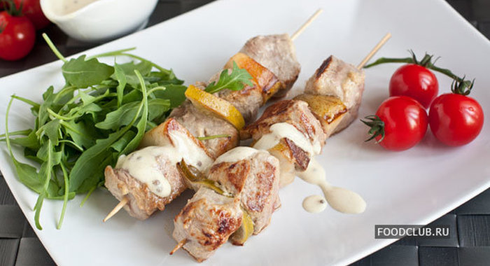 Шашлычки из свиной вырезки с грушами