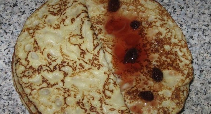 Кислые блины на кислом молоке