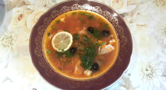 Рыбная солянка