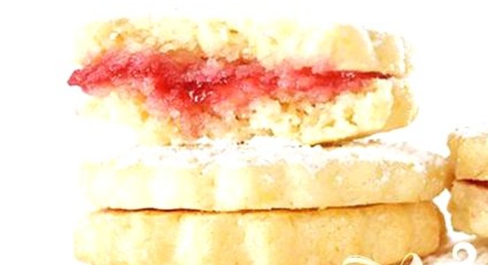 Печенье-сэндвичи с лимонно-малиновой начинкой