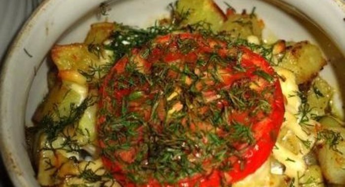 Курица в горшочке с картошкой жаркое