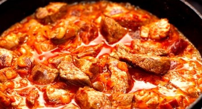 Азу свиное в мультиварке