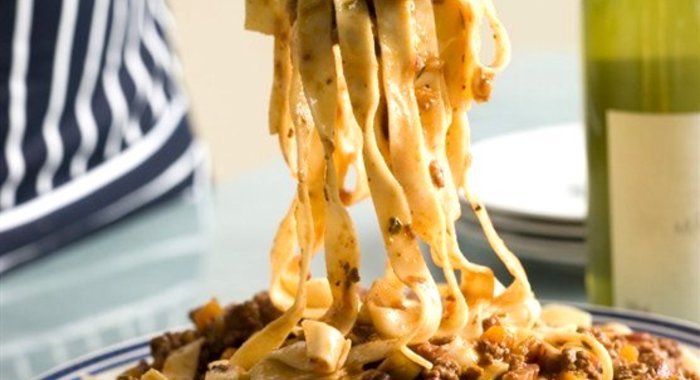 Тальятелле с говяжьим рагу