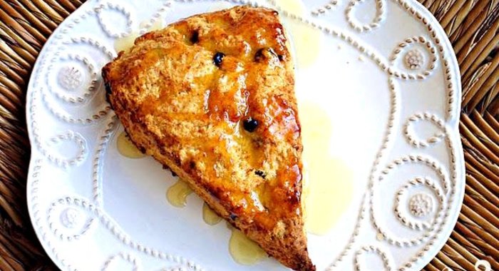 Апельсиново-смородиновые пирожные