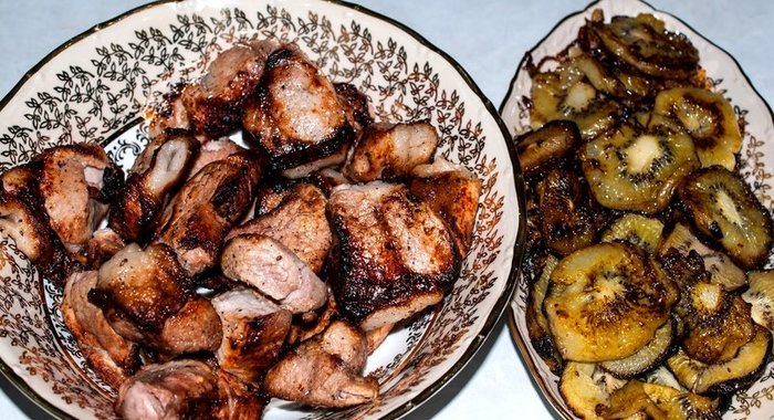 Шашлык из свинины с киви