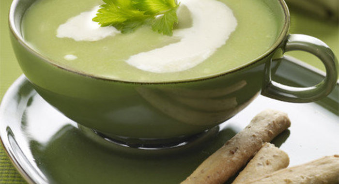 Летний суп-пюре из сельдерея