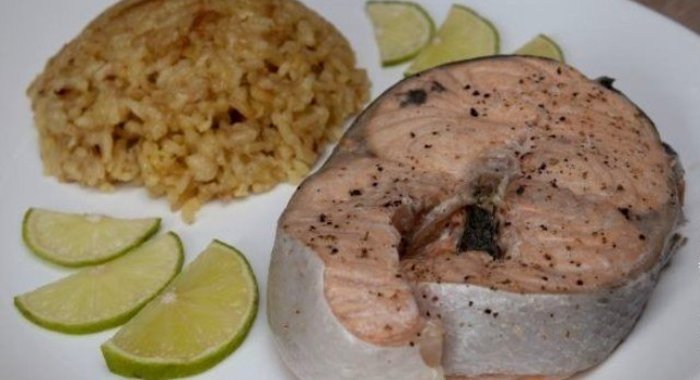 Стейк из семги на пару