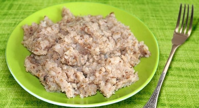 Каша из дроблёной гречки с манкой