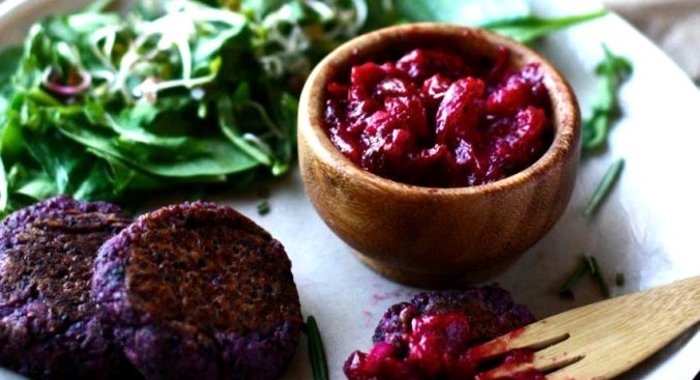 Свекольные котлеты в мультиварке