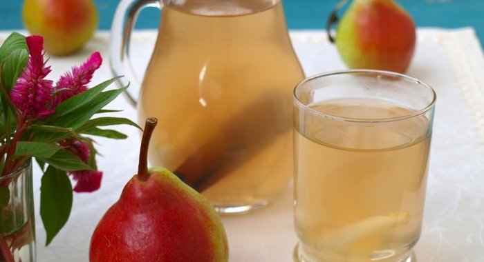 Компот из груш с корицей