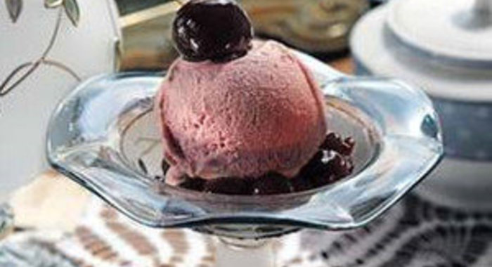 Вишневое мороженое от александра селезнева