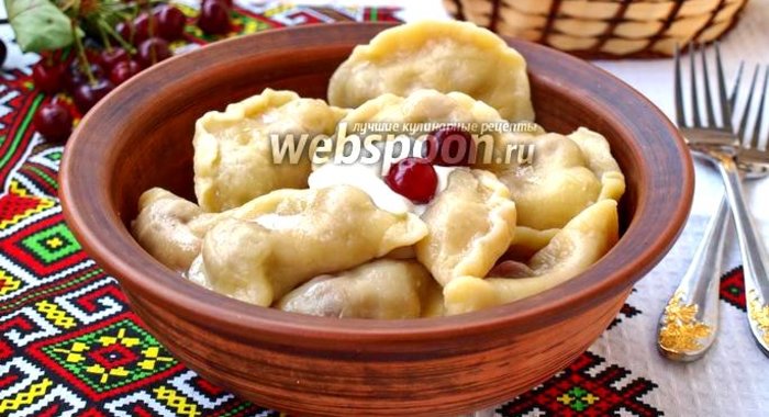 Вареники с вишнями