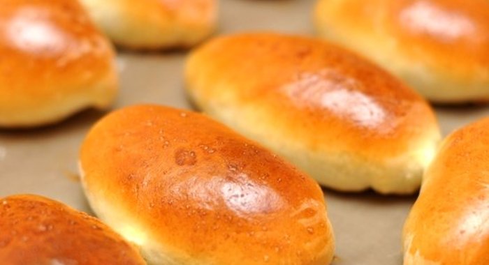 Пирожки с начинкой в духовке