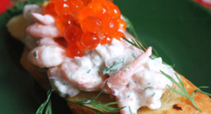 Креветки на тостах (Skagen)