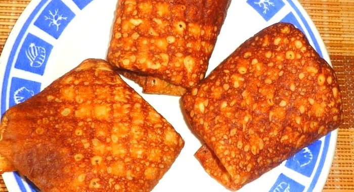 Блины с печенью и красным рисом