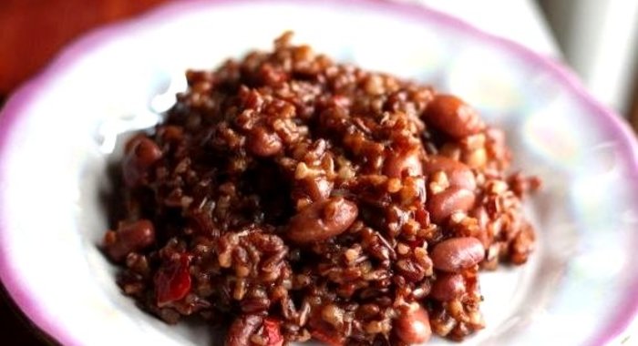 Плов из красного риса