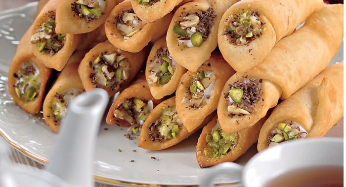 Пирожные канноли с рикоттой