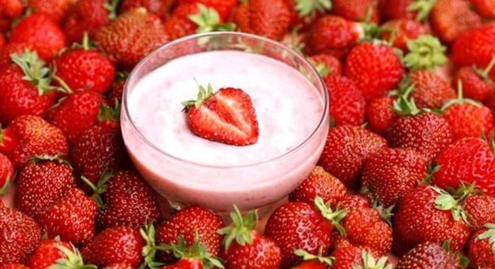 Крем из клубники с кефиром