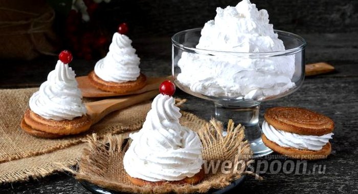 Белково-заварной крем на водяной бане