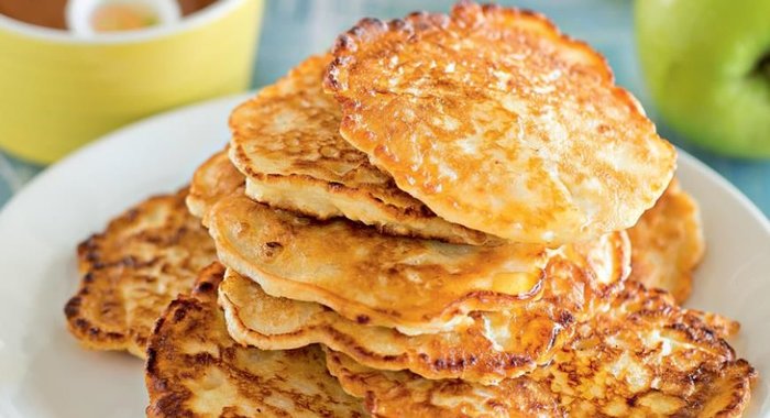 Оладьи с рисом и яблоками