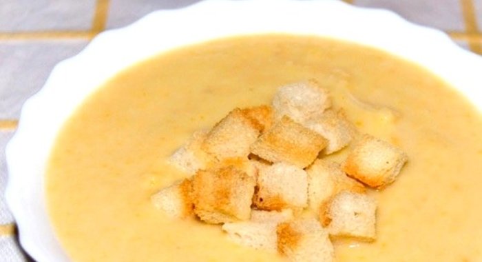 Картофельный суп-пюре с гренками