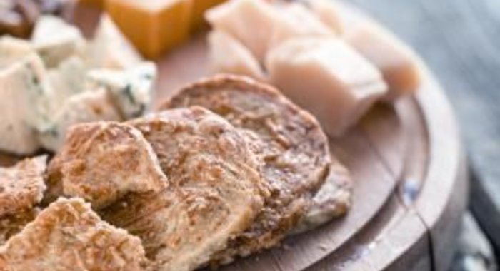 Крекеры для пасхальной сырной тарелки