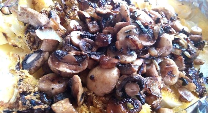 Картофельная запеканка с капустой и грибами