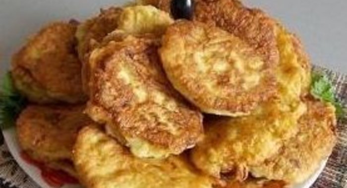 Кабачковые оладьи с сыром