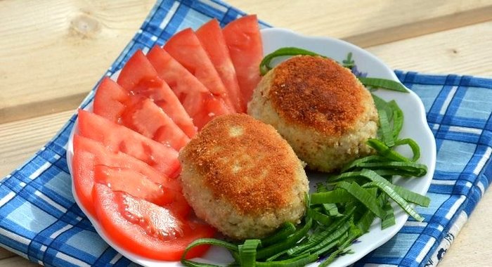 Рыбные котлеты с геркулесом