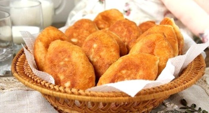 Воздушные пирожки на сковороде