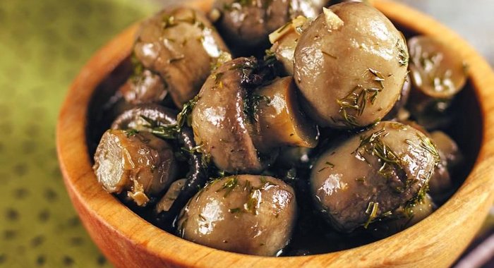 Шампиньоны в чесночном маринаде