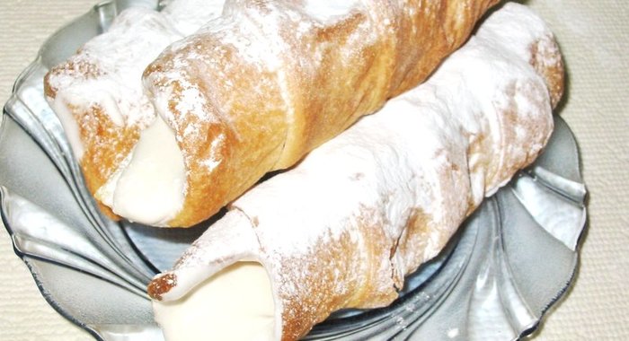 Слоеные трубочки с кремом