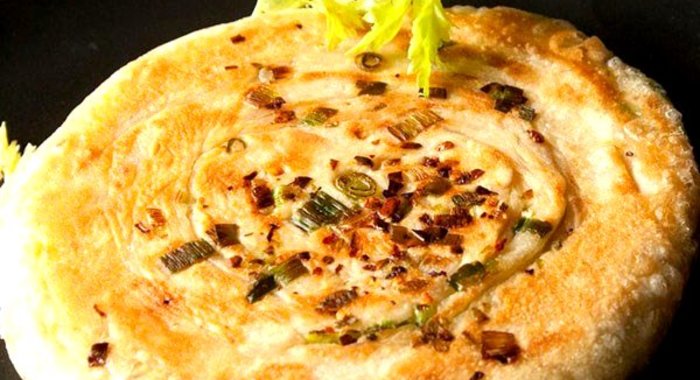 Китайские лепешки с зеленым луком