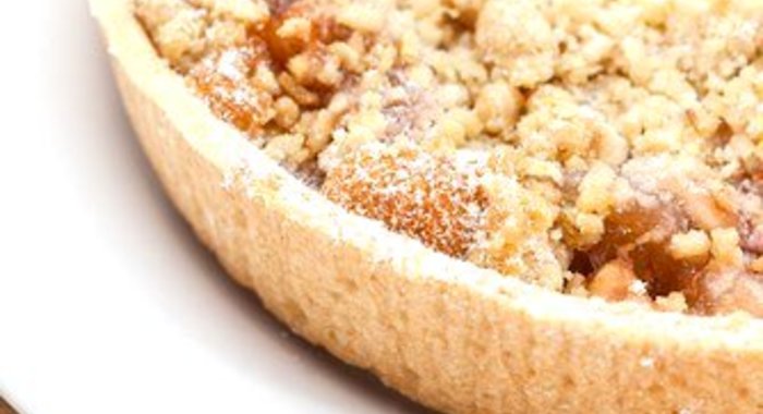 Пирог с абрикосами и мюсли