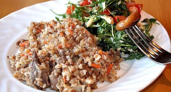 Гречневая каша с мясом в мультиварке