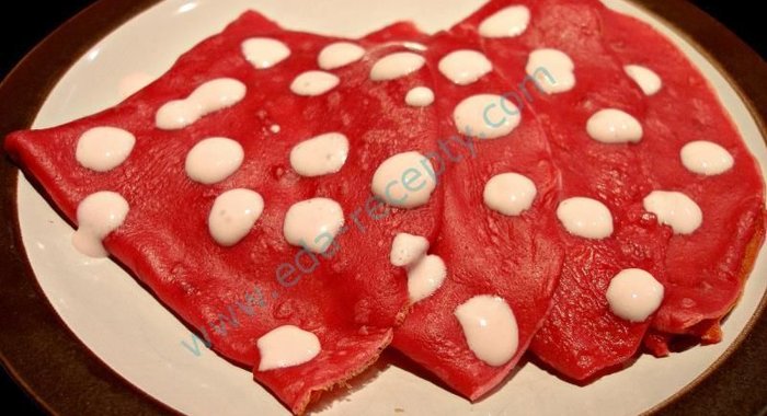 Красные блинчики