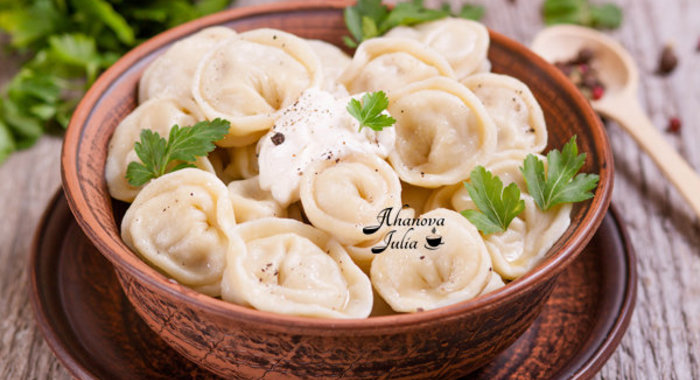 Пельмени домашние (тесто в хлебопечке)