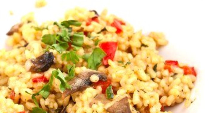 Куриный плов с грибами и базиликом