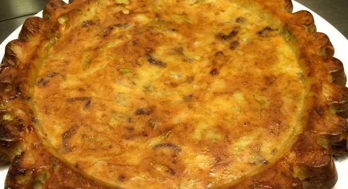 Шарлотка с капустой