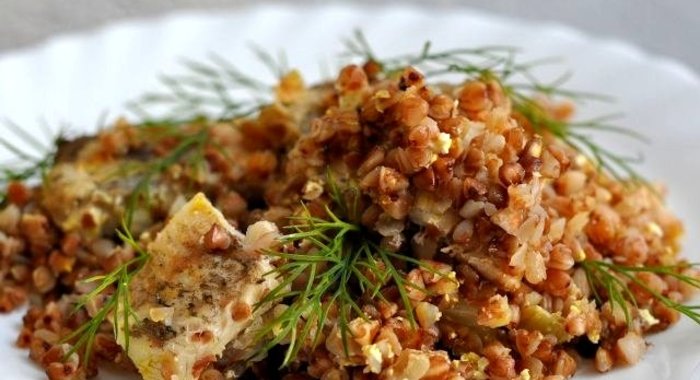 Гречка с рыбой в мультиварке