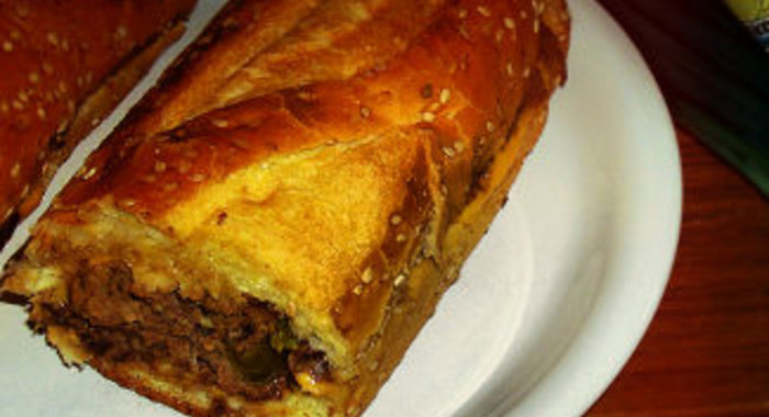 Сэндвич-багет со стейком в кисло-сладком маринаде