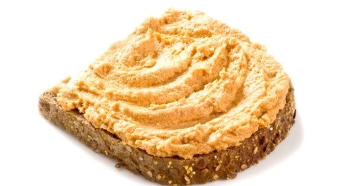 Паштет из белой фасоли, перца и рикотты