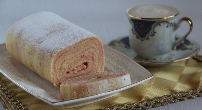 Яблочный рулет